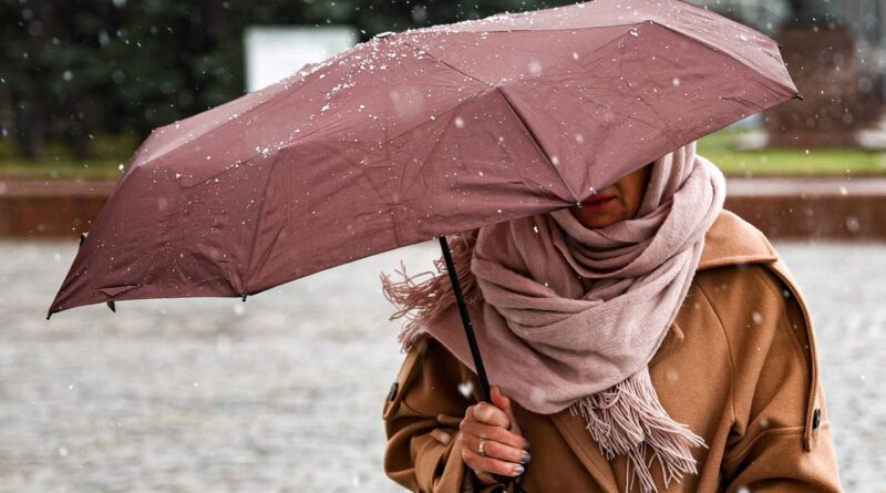 Neige, verglas, inondations : six départements sous vigilance orange