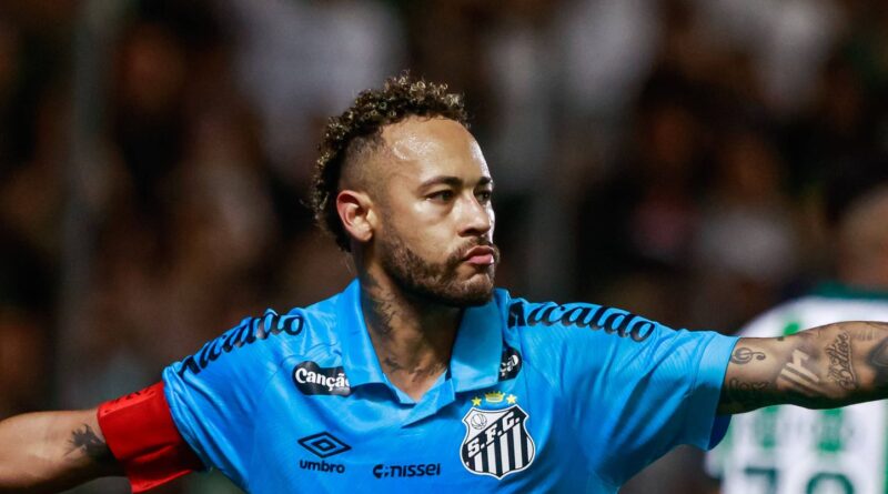 Neymar marque un triplé sur une jambe, évitant à Santos la relégation