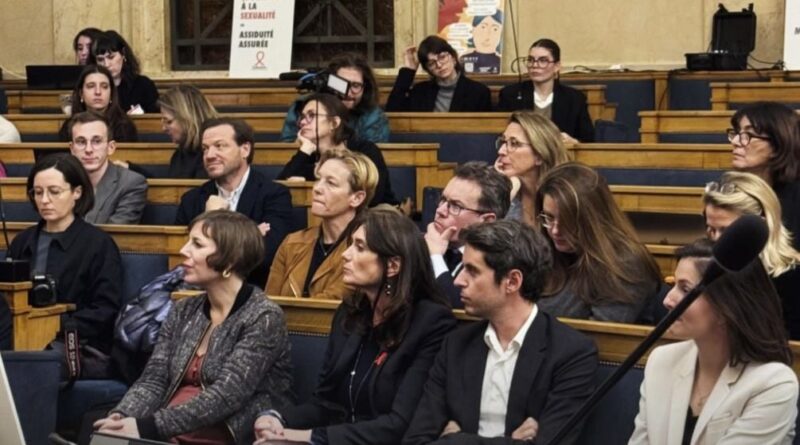 On n’apprend pas aux enfants à se masturber : sensibilisation des députés par un cours d'éducation à la vie affective et sexuelle