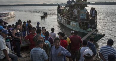 Pérou : 12 morts et 30 disparus suite à un glissement de terrain sur deux bateaux