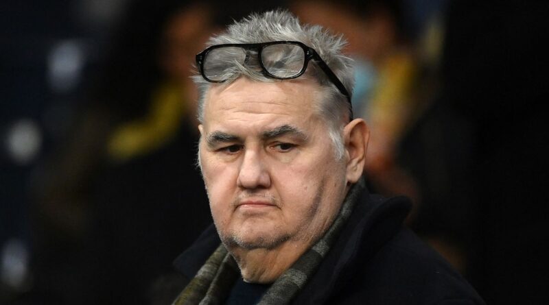 Pierre Ménès évoque sa plainte en diffamation contre Marie Portolano.