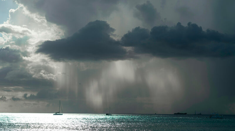 Pluies et nuages attendus sur l'ouest du centre et du sud