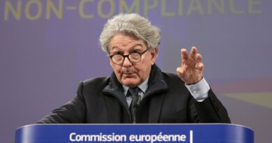 Régulation numérique : Thierry Breton et responsables européens interdits aux États-Unis.