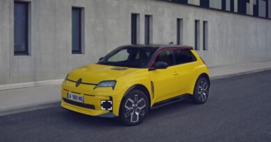Renault 5 E-Tech en 2025 : comparatif des versions disponibles