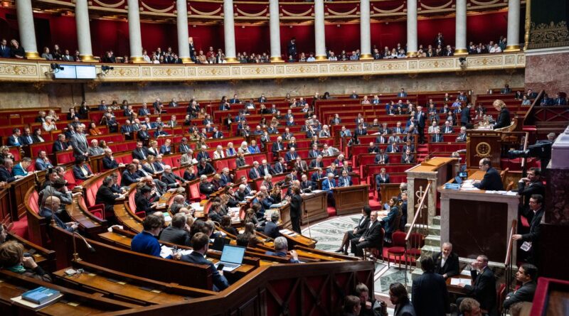 Retraites, congé de naissance, mutuelles : budget définitif de la Sécu.