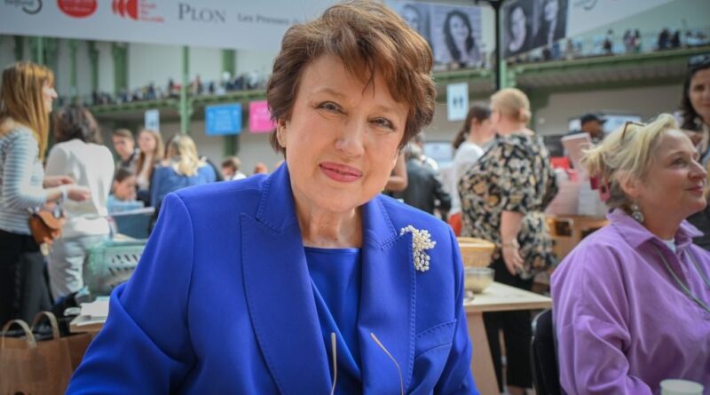 Roselyne Bachelot explique ses moqueries sur Jordan Bardella dans « Quelle époque ! »