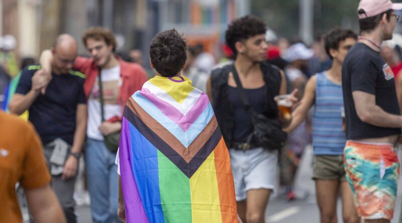 Seattle célébrera le « match des fiertés » malgré la colère iranienne et égyptienne.