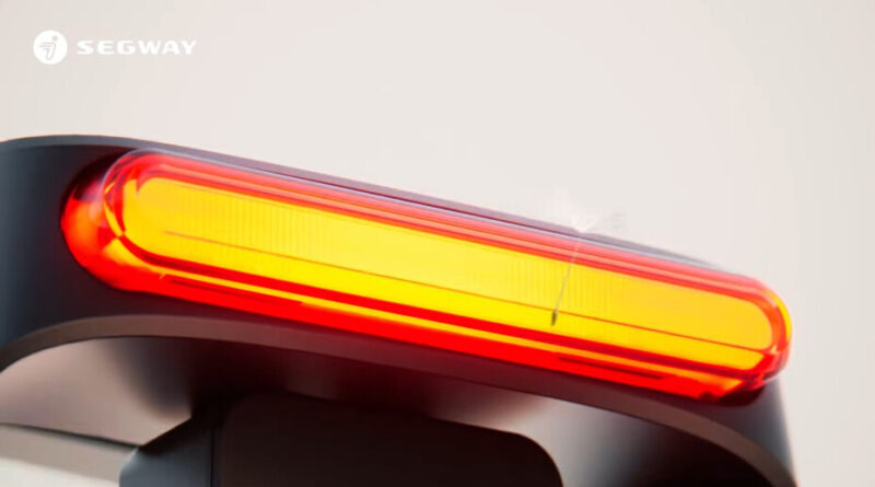 Segway présente un nouveau vélo électrique avec sécurité intégrée.