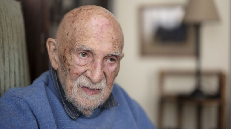 Simon Gronowski, rescapé de la Shoah à 11 ans, "ne cesse pas de lutter pour la paix"