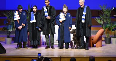 Stromae, Amélie Nothomb et François Schuiten, docteurs Honoris Causa de l'ULB et VUB