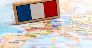 Titres de séjour en France : examen de langue et infos essentielles.