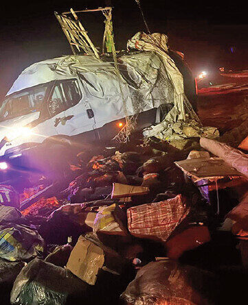 Transport international vers l'Europe : secteur vital menacé par surcharge et normes insuffisantes.