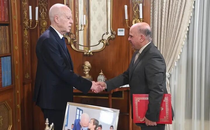 Tunisair, bus, métro : Kaïs Saïed ordonne la reconquête.