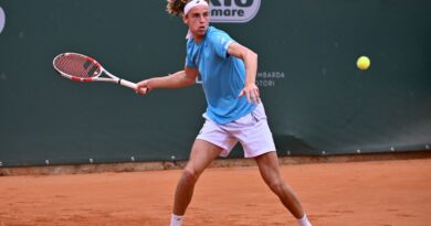 Un espoir du tennis suisse déclare : « Je suis gay »