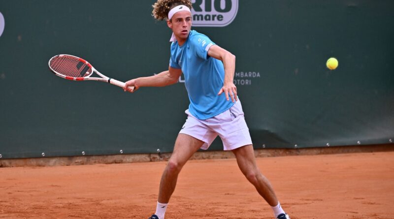 Un espoir du tennis suisse déclare : « Je suis gay »