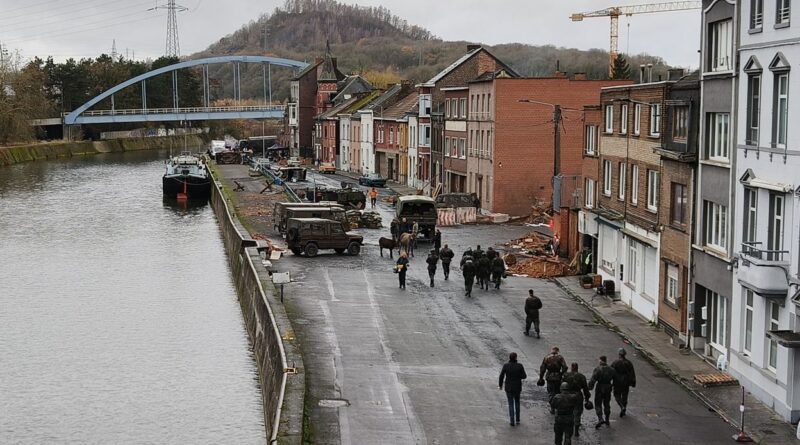 Un film hollywoodien avec Nicolas Cage se tourne à Charleroi.