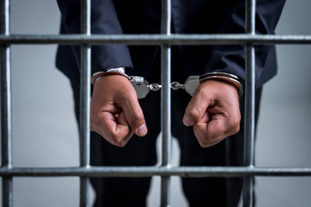 Un homme d'affaires condamné à 2 ans de prison et 7 millions de dinars.