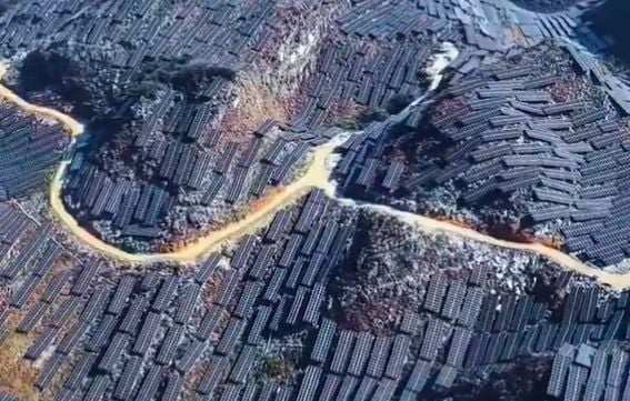 Une montagne en Chine a-t-elle été rasée pour des panneaux solaires ?