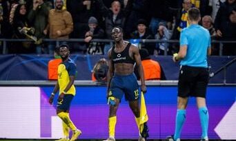 Union Saint-Gilloise - OM : le hors-jeu « à quelques millimètres » qui a sauvé Marseille ?