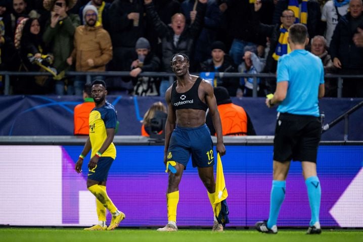 Une pensée pour Promise David, l'attaquant canadien de l'Union Saint-Gilloise, qui a récolté un carton jaune pour avoir enlevé son maillot... à la suite d'un but refusé presque illico pour un léger hors-jeu, mardi contre l'OM (2-3).