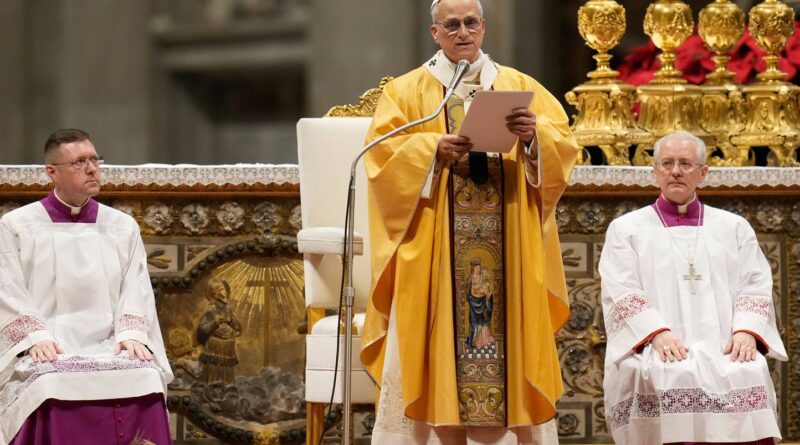 Vatican : Le pape Léon XIV célèbre sa première messe de Noël.