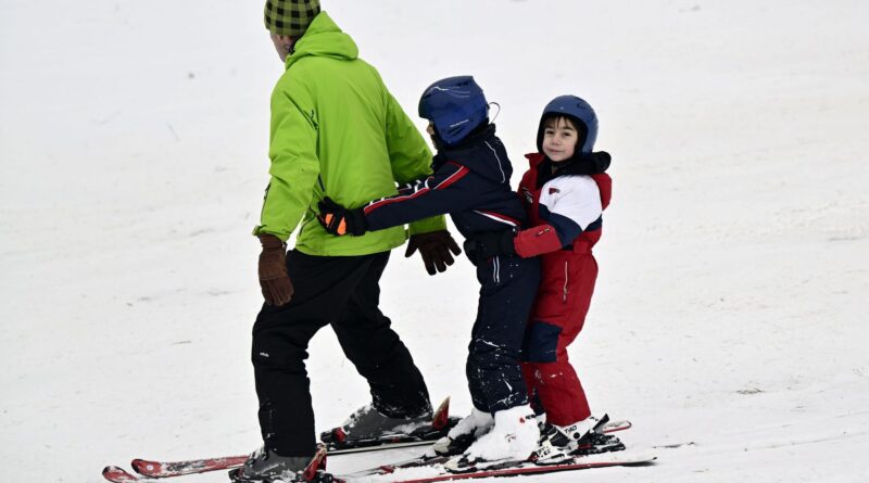 20 à 30 cm de neige : stations de ski actives à Liège et Luxembourg