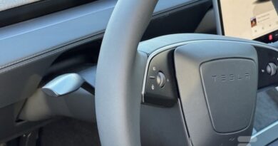 660 € pour des clignotants : rupture de stock des Tesla Model 3.