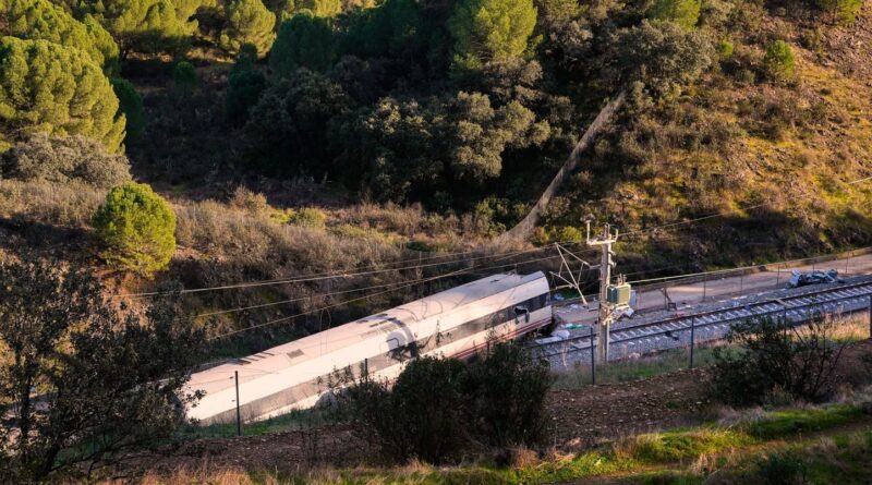 Accident de trains en Espagne : Une fillette de 6 ans est orpheline.