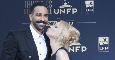 Adil Rami évoque sa « belle aventure » avec Pamela Anderson