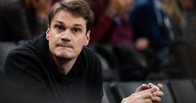 Affaire Yannick Agnel : L'ancien champion de natation jugé pour viol sur mineure