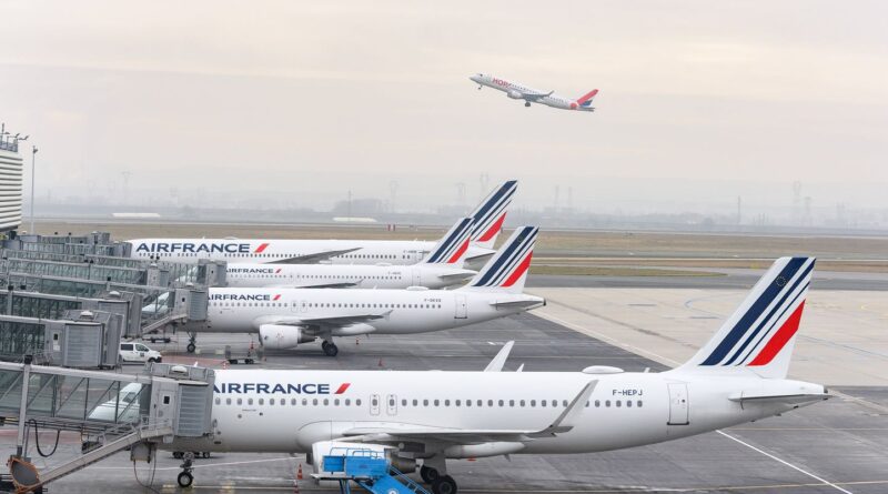Air France suspend temporairement sa desserte vers Dubaï au Moyen-Orient.