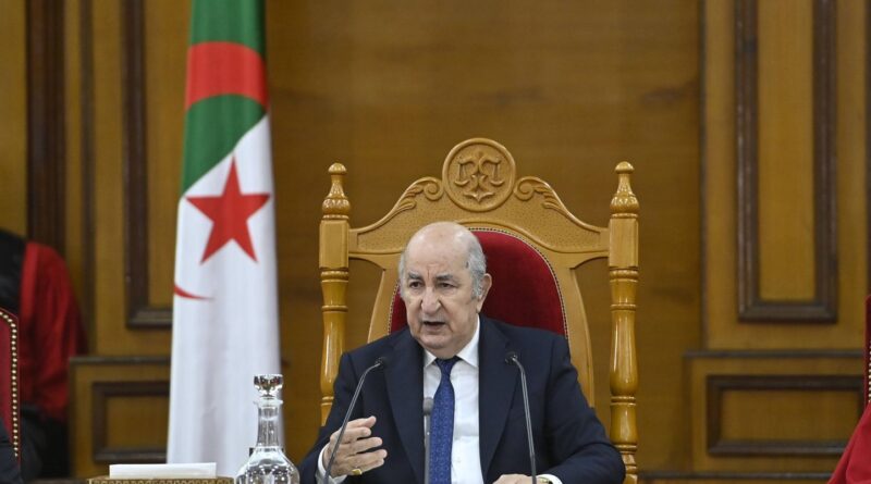 Algérie : Le président ne cesse d'inviter les Algériens sans papiers à revenir