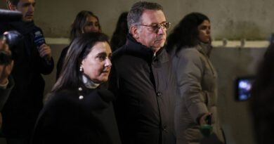 André Ventura et Antonio José Seguro au second tour au Portugal