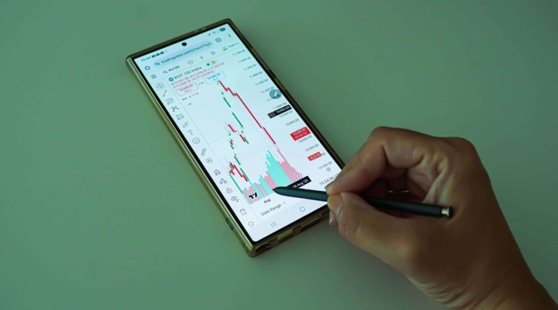 Anglet : Un comptable détourne 3 millions d'euros pour trading et voyance