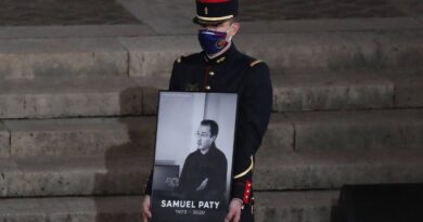Assassinat de Samuel Paty : quatre personnes jugées en appel lundi.