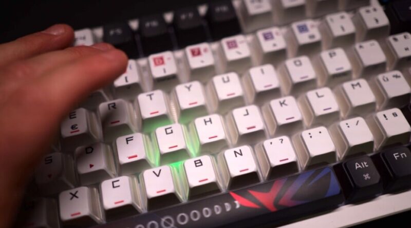 Asus ROG Azoth X : un test qui ne change pas mon avis sur sa frappe