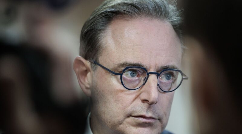 "Bart De Wever appelle l'UE à menacer les États-Unis"