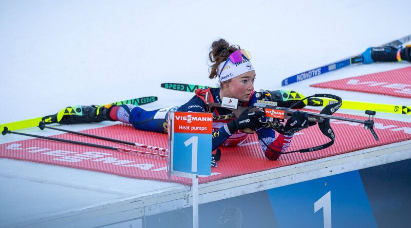 Biathlon en direct : Lou Jeanmonnot et les Bleues visent la victoire.