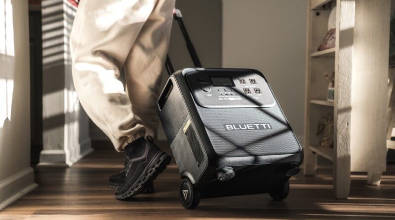 Bluetti intègre 3 kWh dans une batterie solaire ultra-compacte.