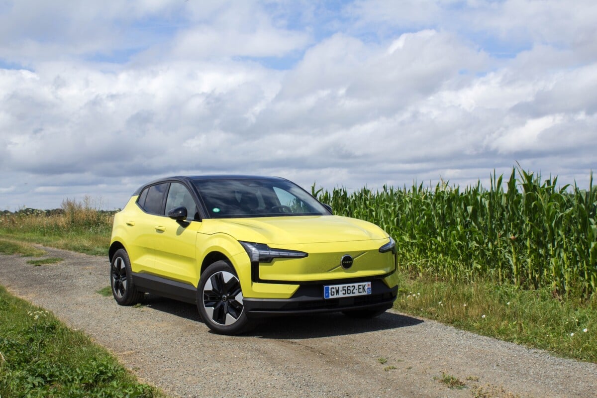 Volvo EX30