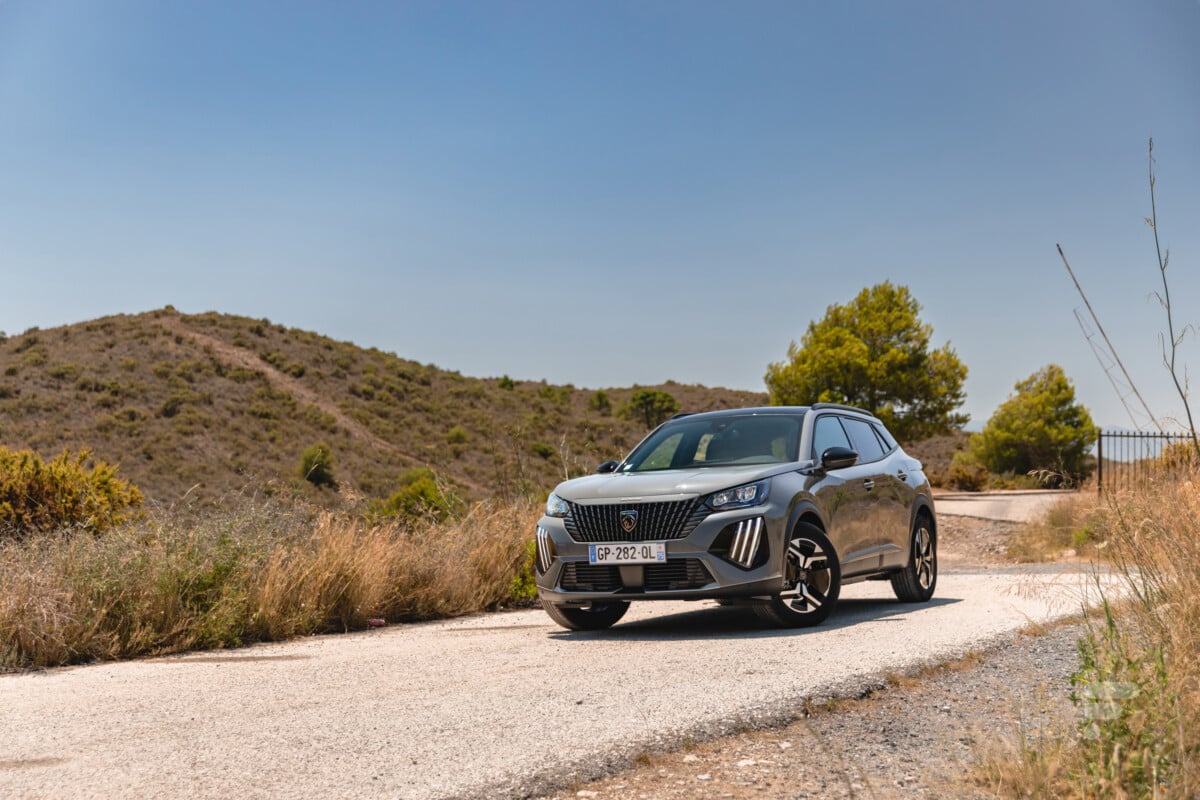 Peugeot e-2008
