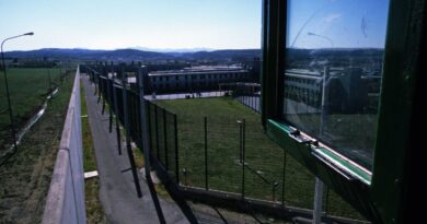 Bouches-du-Rhône : Deux surveillants blessés, un gravement, à Aix-Luynes