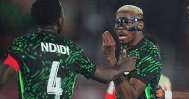 CAN 2026 : Victor Osimhen ne quitte pas le groupe nigérian après son embrouille avec Lookman