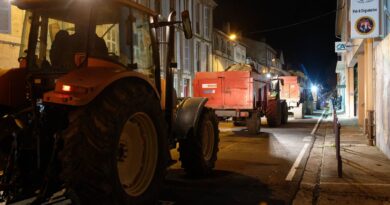 Crise agricole : Tracteurs en siège à Toulouse, l'UE ne rassure pas sur Mercosur