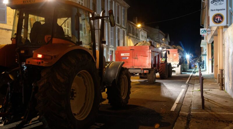 Crise agricole : Tracteurs en siège à Toulouse, l'UE ne rassure pas sur Mercosur