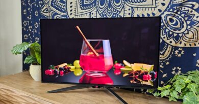 Deals de la semaine : Nothing Phone (3a) Pro -30 %, TV Philips OLED 144 Hz à 730 €, Meta Quest 3 512 Go à prix cassé