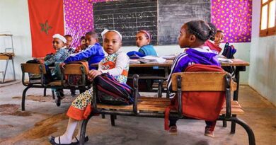 Débat sur un protocole d'inclusion scolaire des migrants