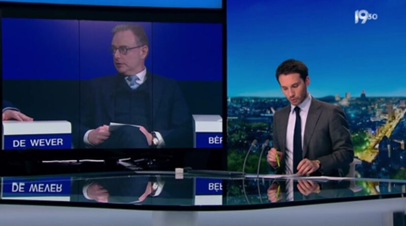 Donald Trump déplore que son bilan économique "n'atteigne pas les Américains".