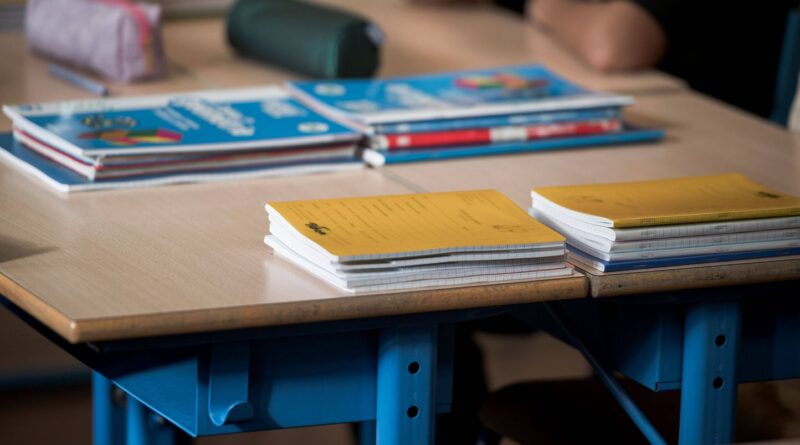 Éducation : 4.000 postes d'enseignants supprimés à la rentrée 2026