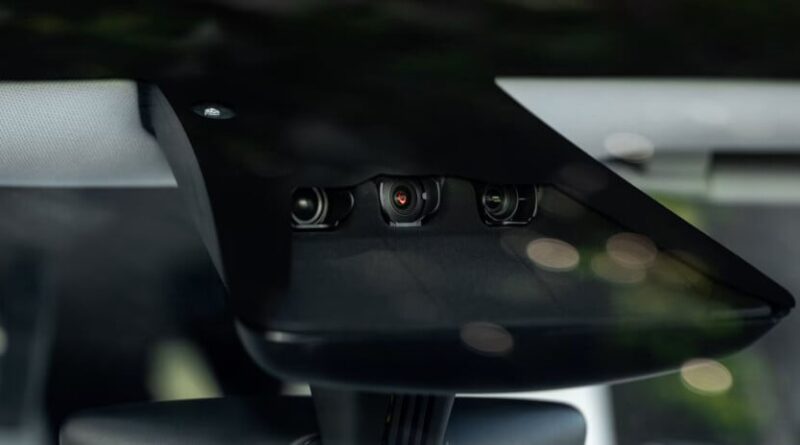 Elon Musk annonce la fin de l'option FSD, Tesla passe à un abonnement total.